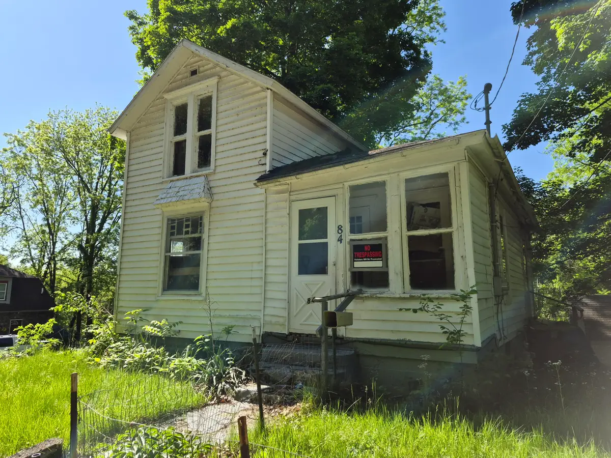 84 Burnham Street E, Battle Creek, MI 49015 - #1