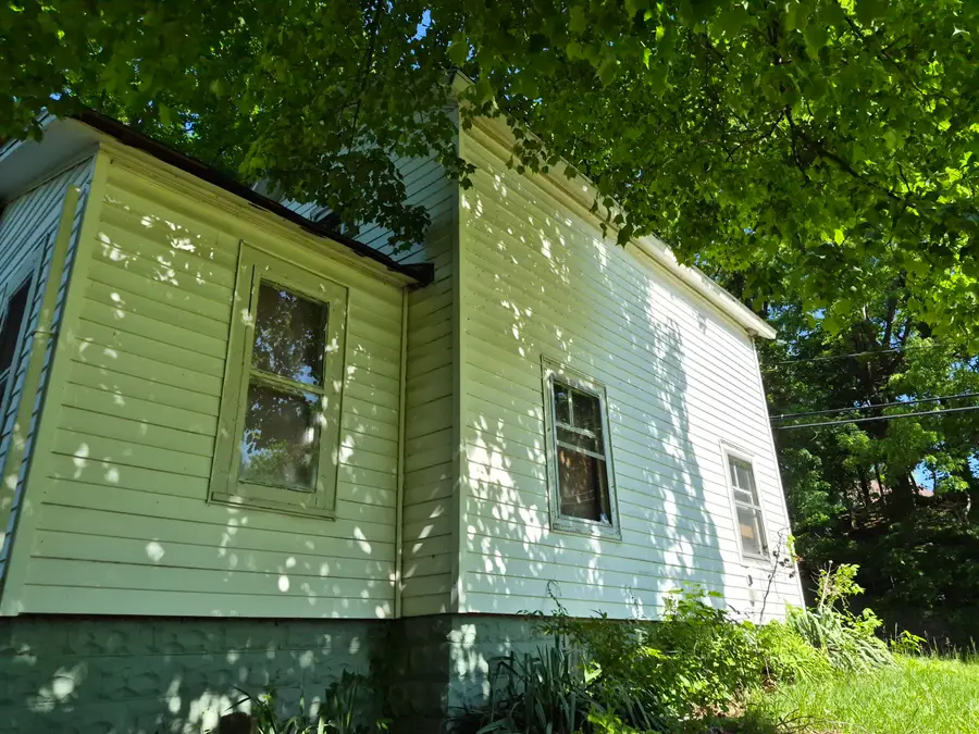 84 Burnham Street E, Battle Creek, MI 49015 - #2