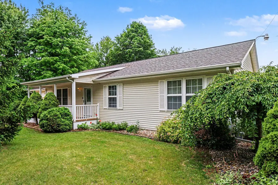 1632 S Parma Road, Parma, MI 49269 - #2