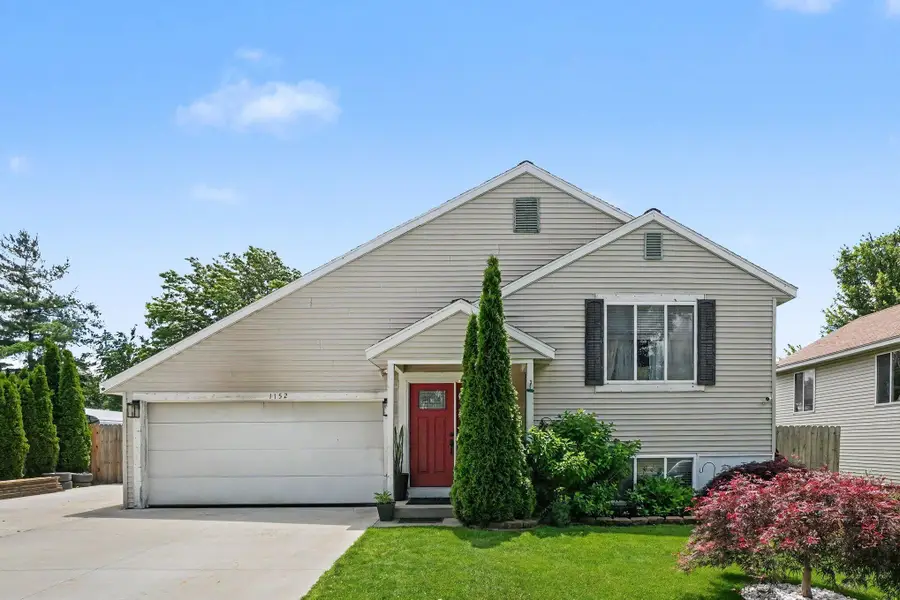 1152 E 12th Street, Holland, MI 49423 - #2