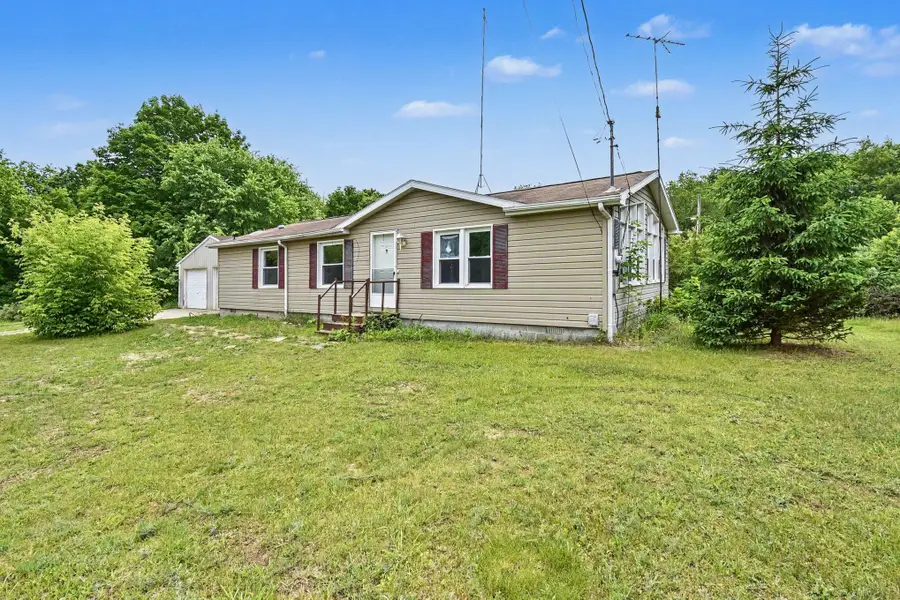 11644 E Hillis Road, Riverdale, MI 48877 - #3
