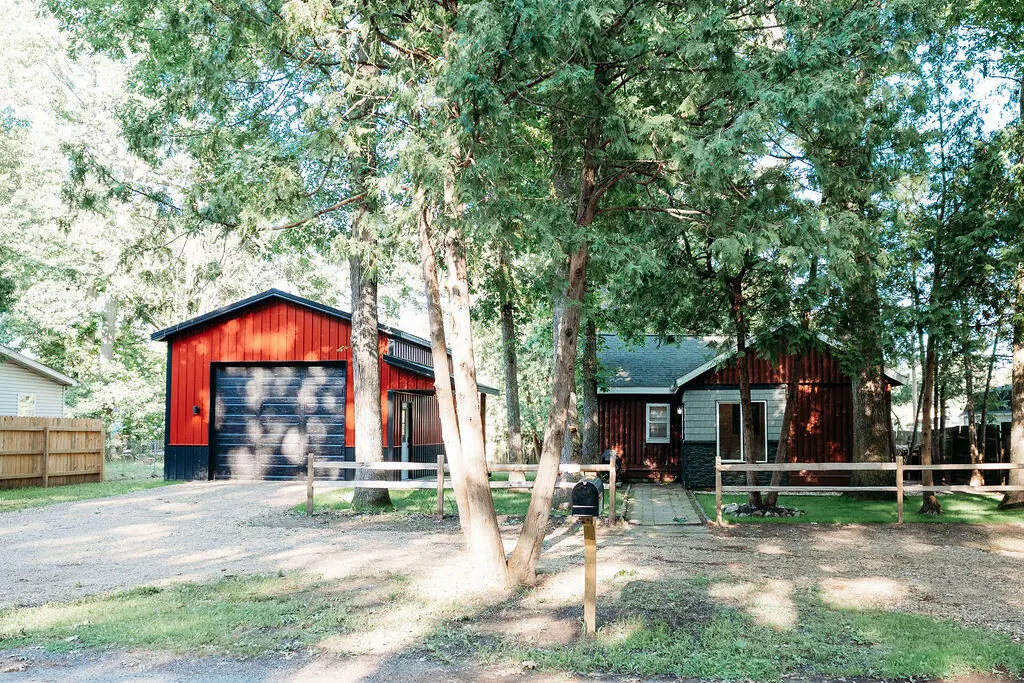 52493 35 1/2 Street, Paw Paw, MI 49079 - #1