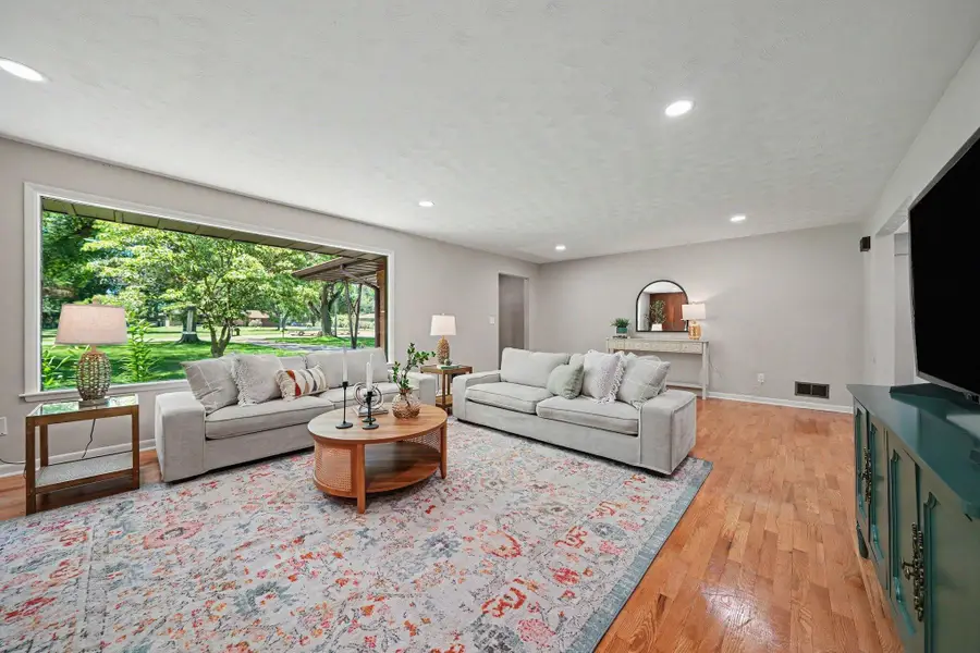 2489 Washington Avenue, Saint Joseph, MI 49085 - #2
