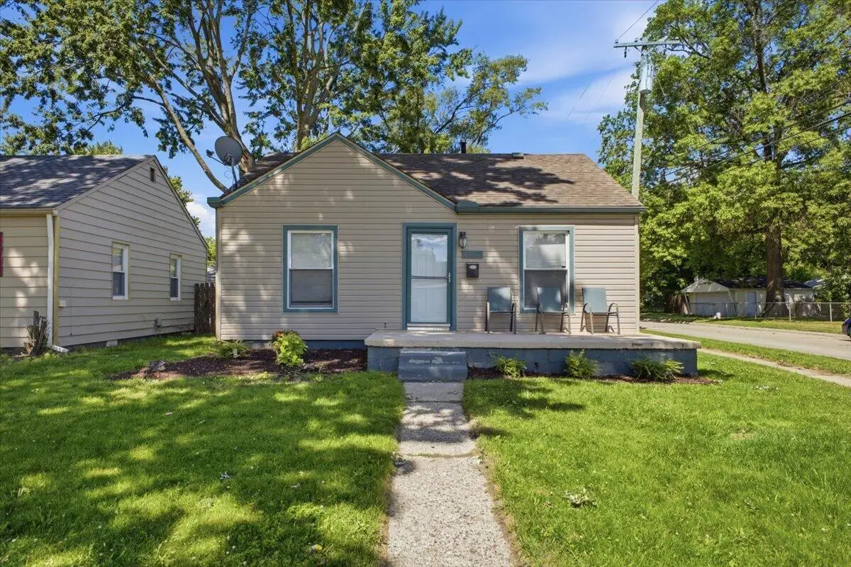 4412 Columbus Street, Wayne, MI 48184 - #1