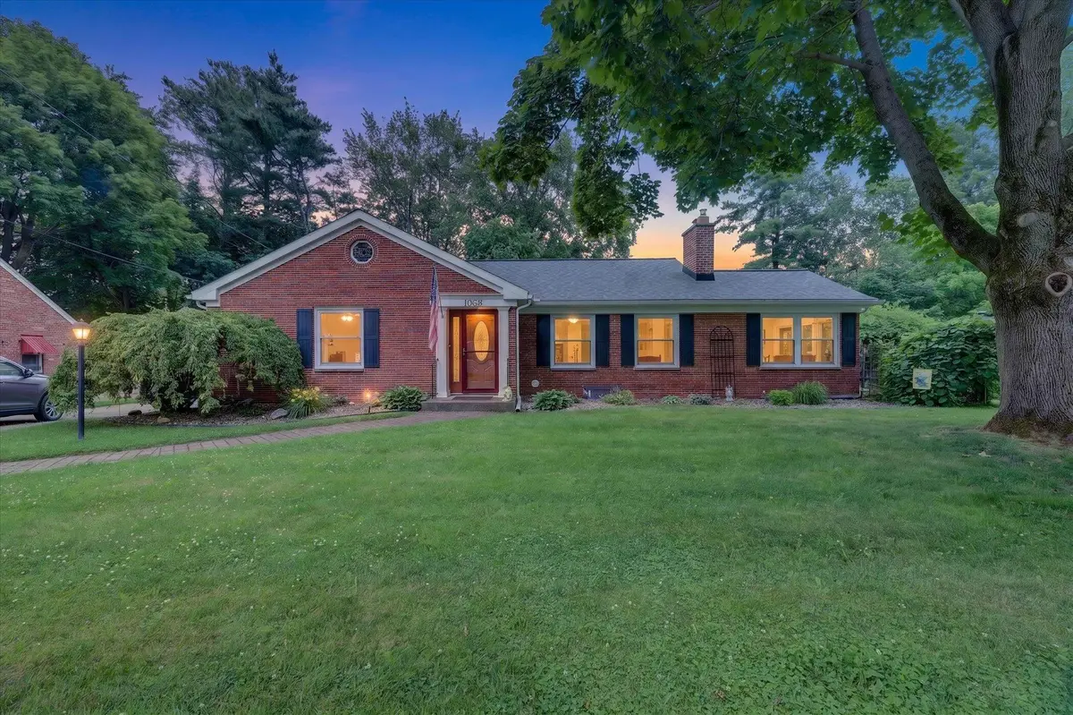 1002 Coolidge Avenue, Kalamazoo, MI 49006 - #1