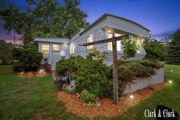 1511 E Croton Drive, Newaygo, MI 49337