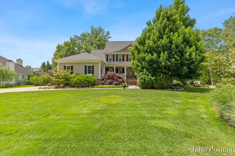 1645 Watermark Drive Se, Grand Rapids, MI 49546 - #2