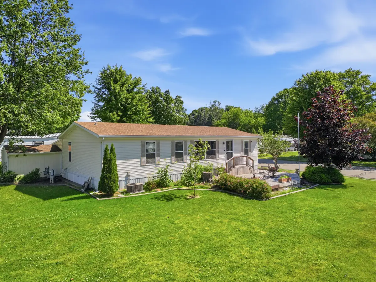 45 Pecan Avenue Ne, Cedar Springs, MI 49319 - #1