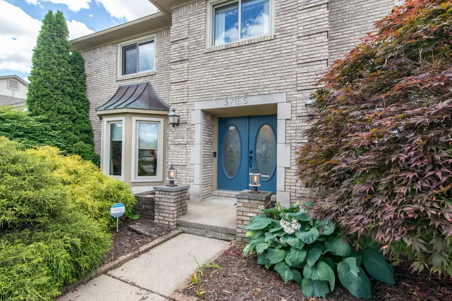 37155 Muirfield Drive, Livonia, MI 48152 - #3