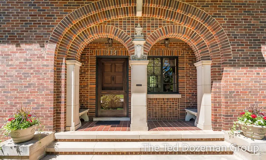 135 W 12th Street, Holland, MI 49423 - #2
