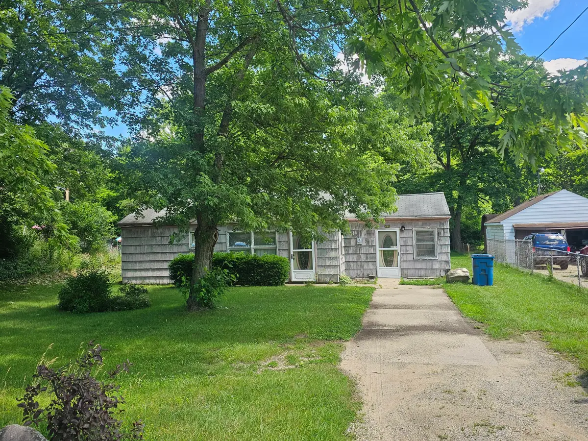 2439 S 13th Street, Niles, MI 49120 - #1