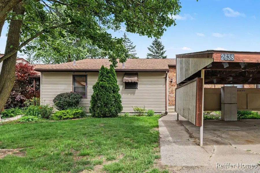 2638 Chatham Woods Drive Se, Grand Rapids, MI 49546 - #3