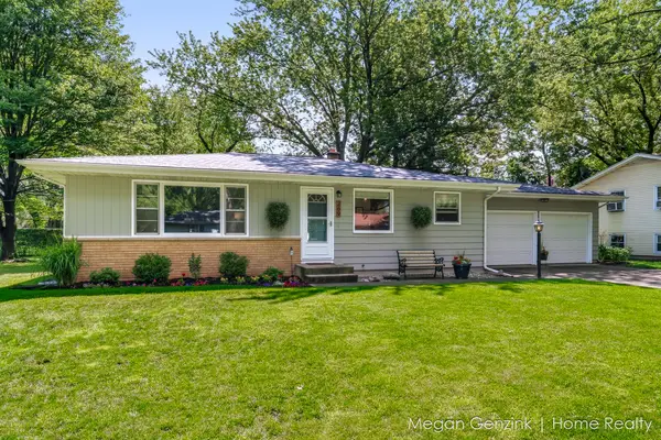 269 Cambridge Avenue, Holland, MI 49423