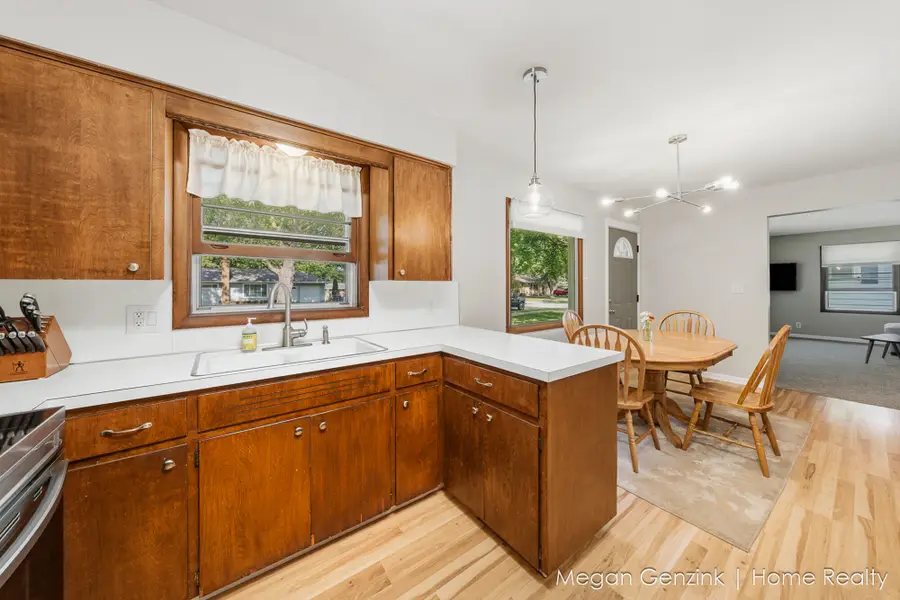 269 Cambridge Avenue, Holland, MI 49423 - #2