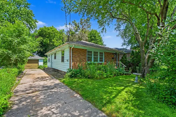 1057 Lyon Street Ne, Grand Rapids, MI 49503