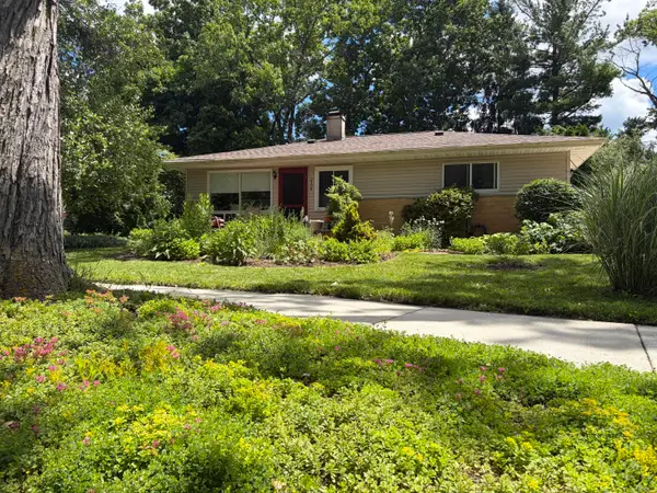 2104 S Circle Drive, Ann Arbor, MI 48103