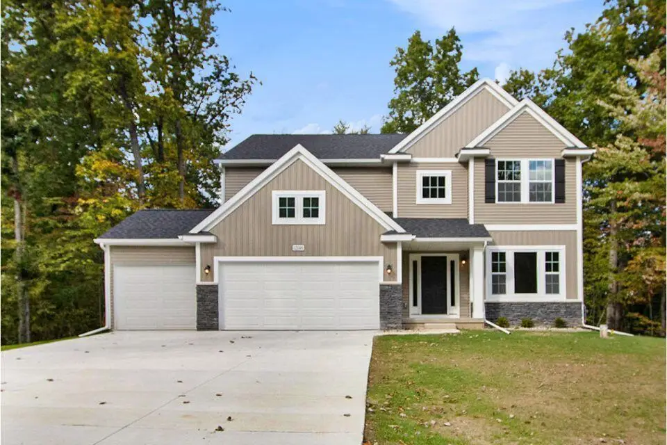 6281 Comiskey Road, Stevensville, MI 49127 - #1