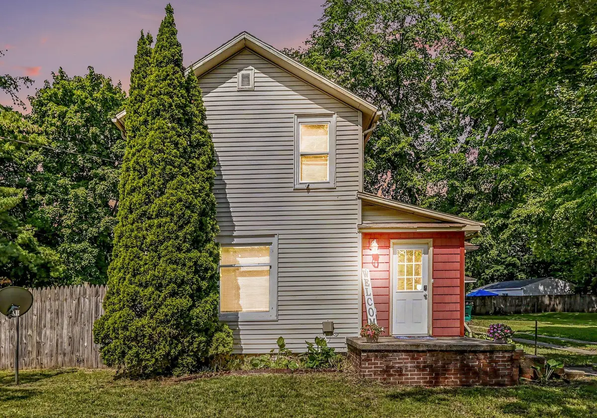 412 Merritt Street, Charlotte, MI 48813 - #1