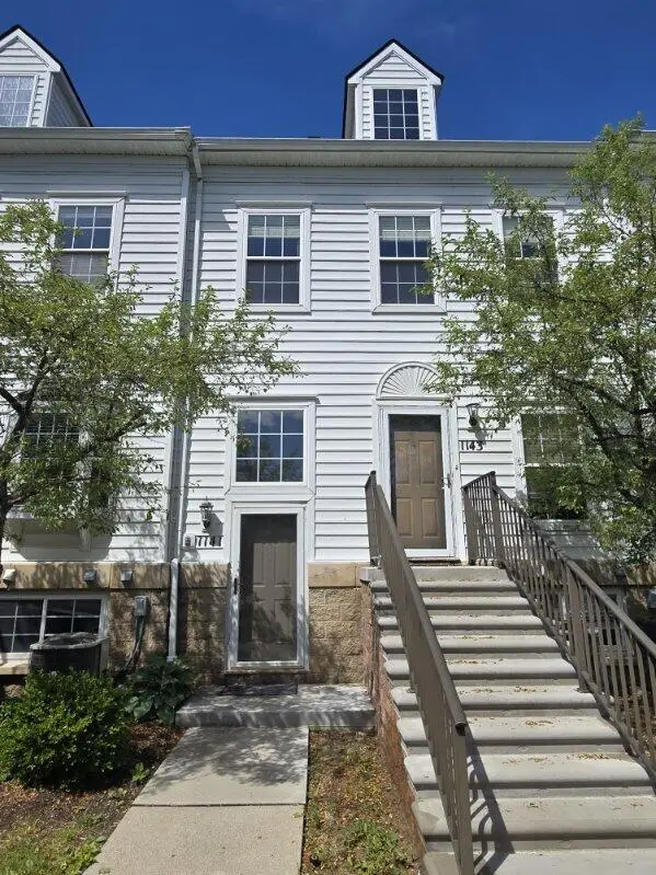 1141 Freesia Court, Ann Arbor, MI 48105