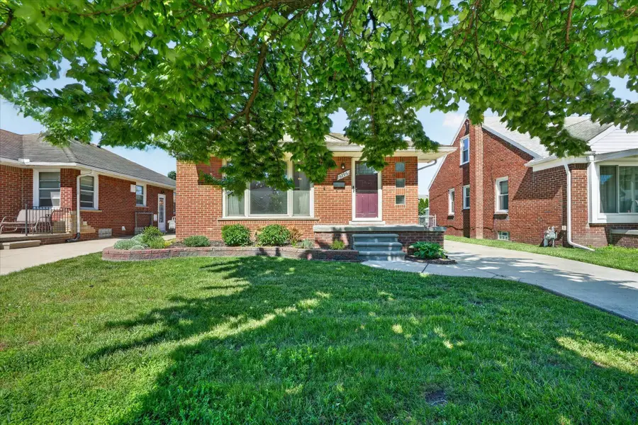 6796 Norwood Avenue, Allen Park, MI 48101 - #3