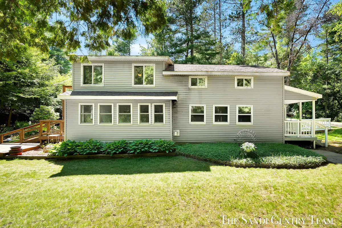 1360 E Bigelow Creek Trail, Newaygo, MI 49337 - #1