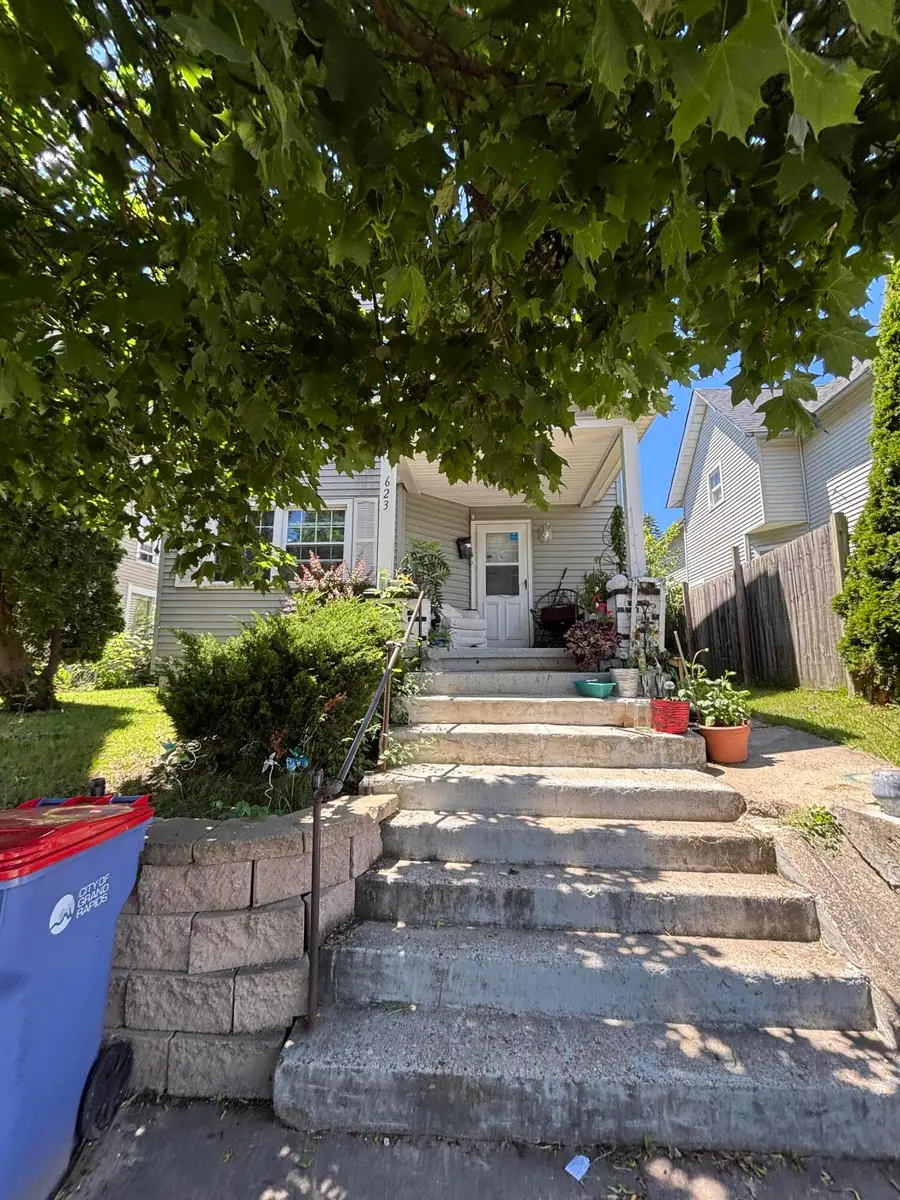 623 Lane Avenue Nw #625, Grand Rapids, MI 49504 - #2