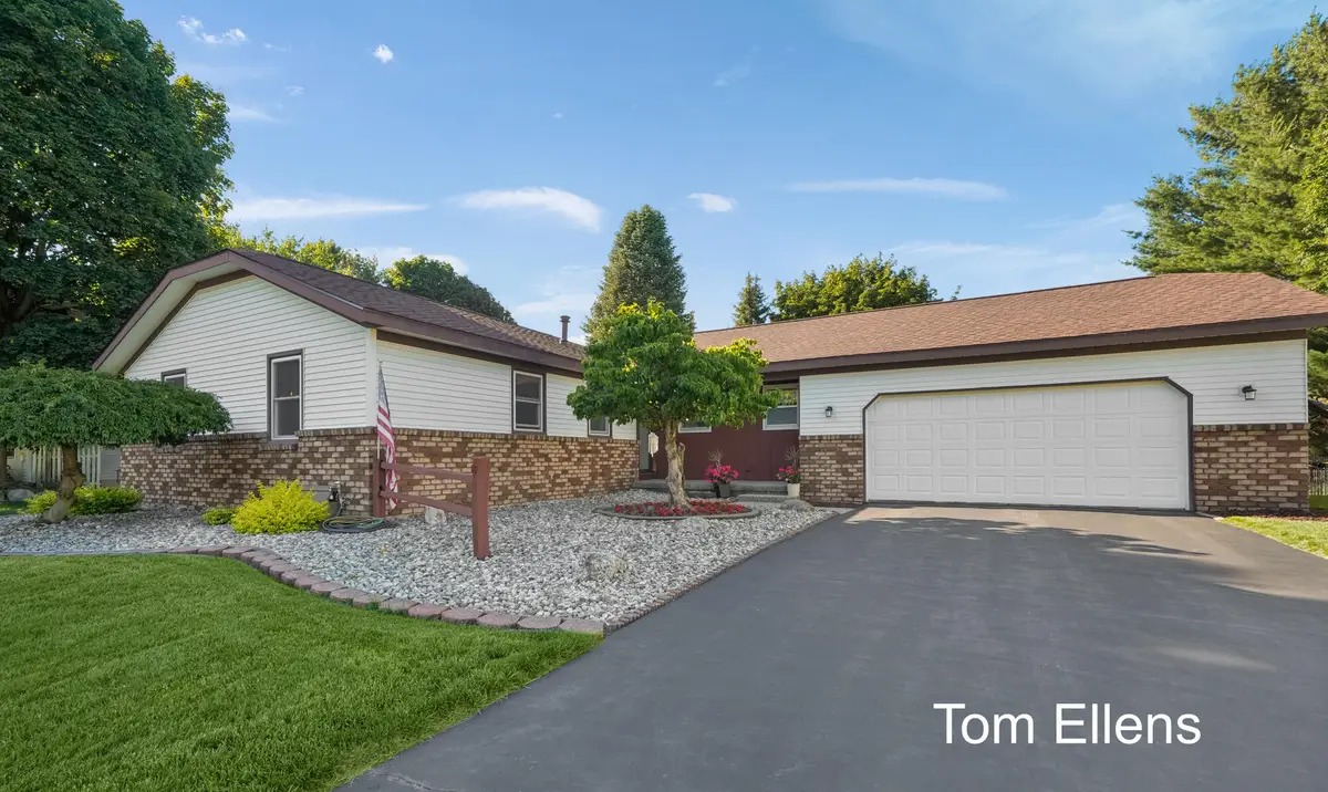 2945 Rolling Hills Court, Hudsonville, MI 49426 - #1