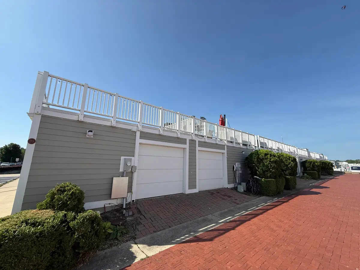 19 Lighthouse Point, New Buffalo, MI 49117 - #1