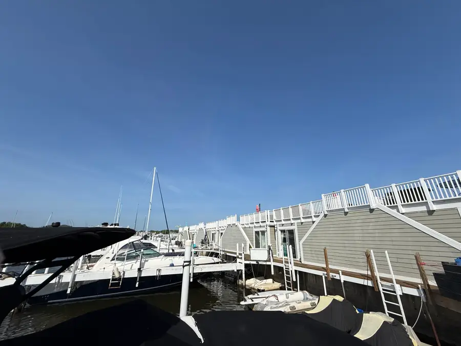 19 Lighthouse Point, New Buffalo, MI 49117 - #3
