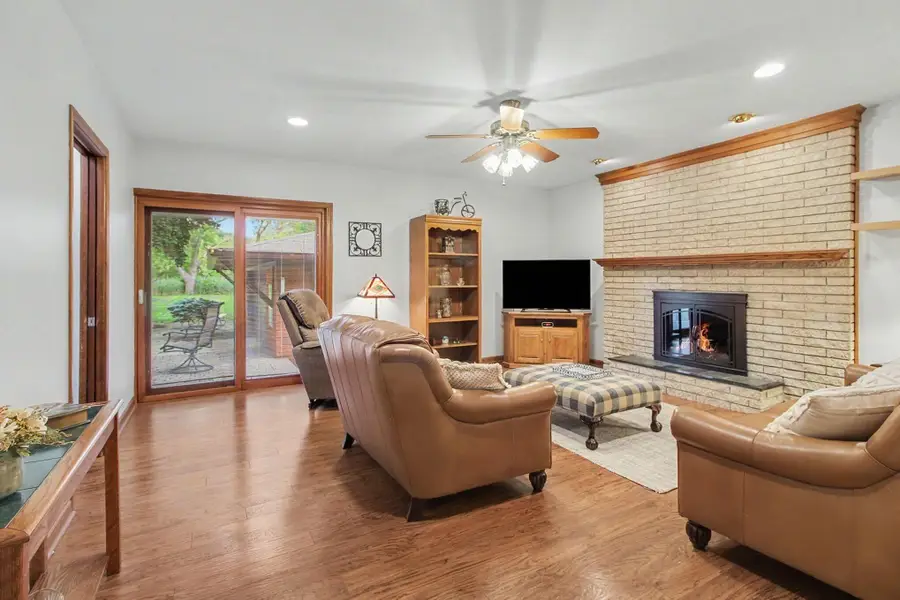 544 North Drive, Wyandotte, MI 48192 - #2