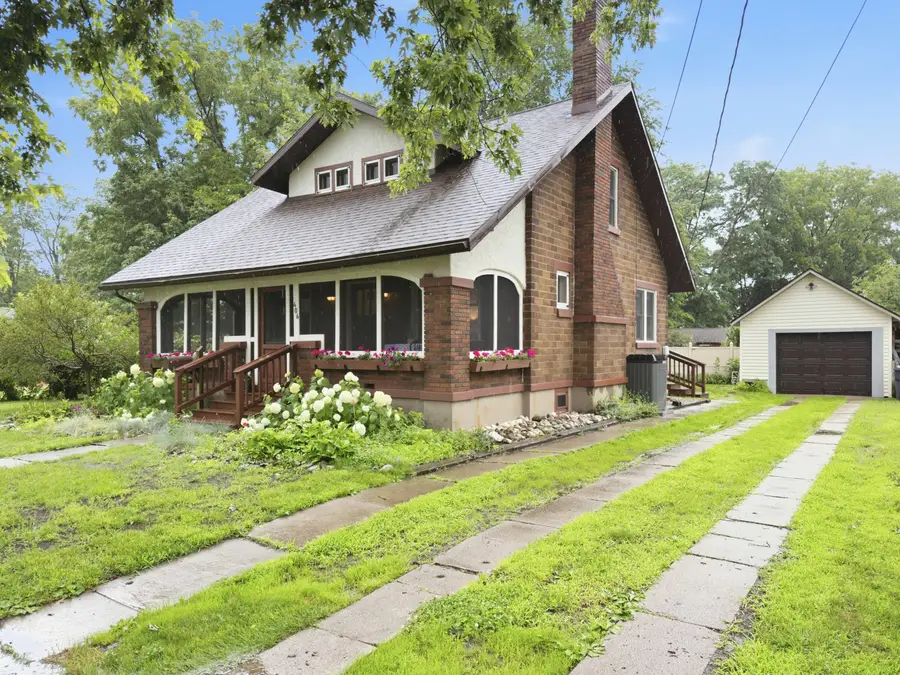 406 N Gremps Street, Paw Paw, MI 49079 - #2