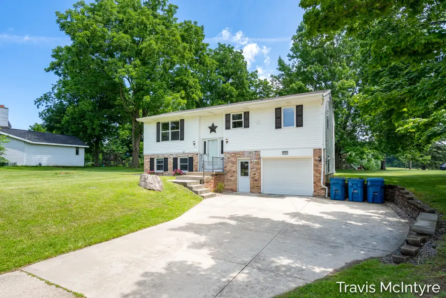 8022 Kraft Avenue Se, Caledonia, MI 49316 - #3