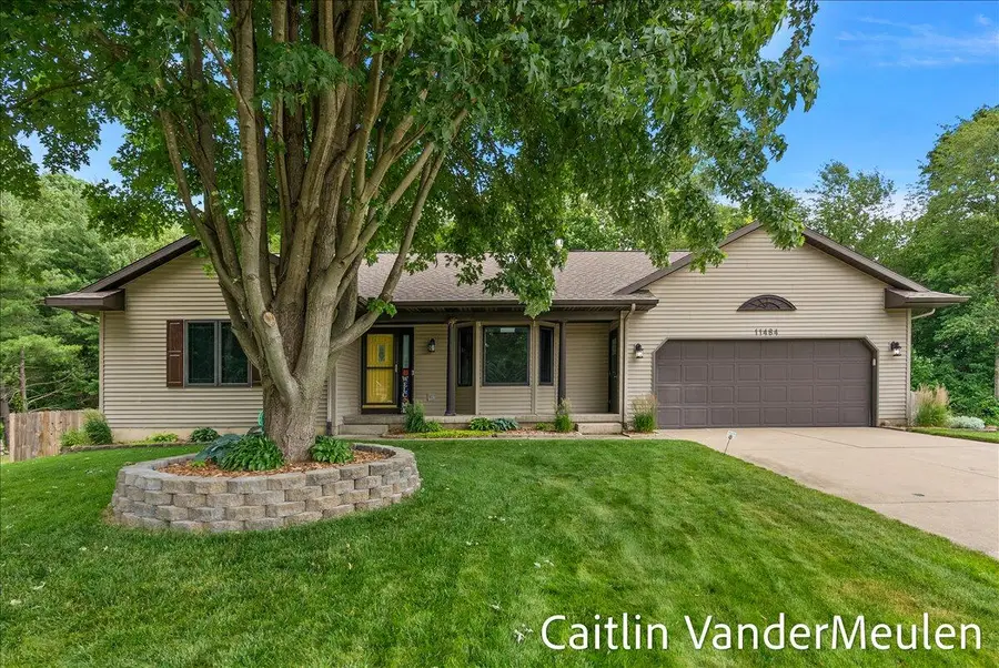 11484 Cameron Avenue, Allendale, MI 49401 - #2