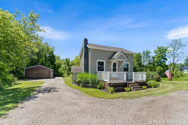 1476 142nd Avenue, Dorr, MI 49323