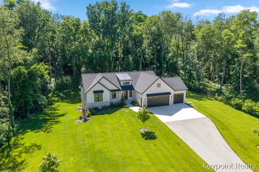 4548 Winding Creek Lane, Zeeland, MI 49464 - #2