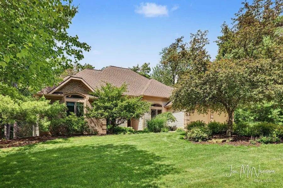 3701 Webber Pines Drive Ne, Grand Rapids, MI 49525 - #2