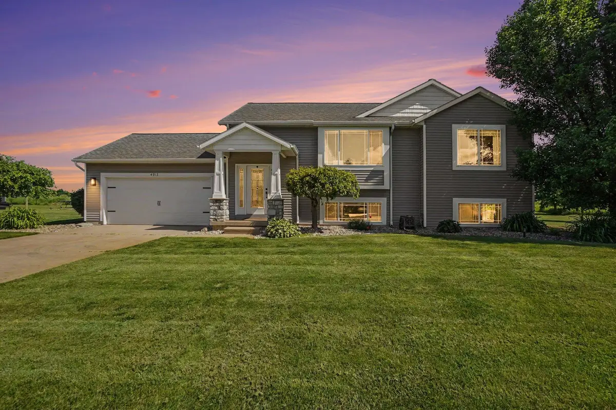 4913 W Daisy Way, Fremont, MI 49412 - #1