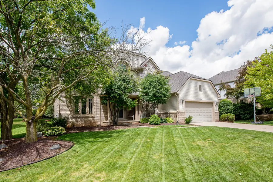 40740 Delta Drive, Northville, MI 48168 - #2