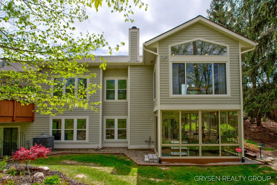 2137 Lamberton Creek Lane Ne #22, Grand Rapids, MI 49505 - #3
