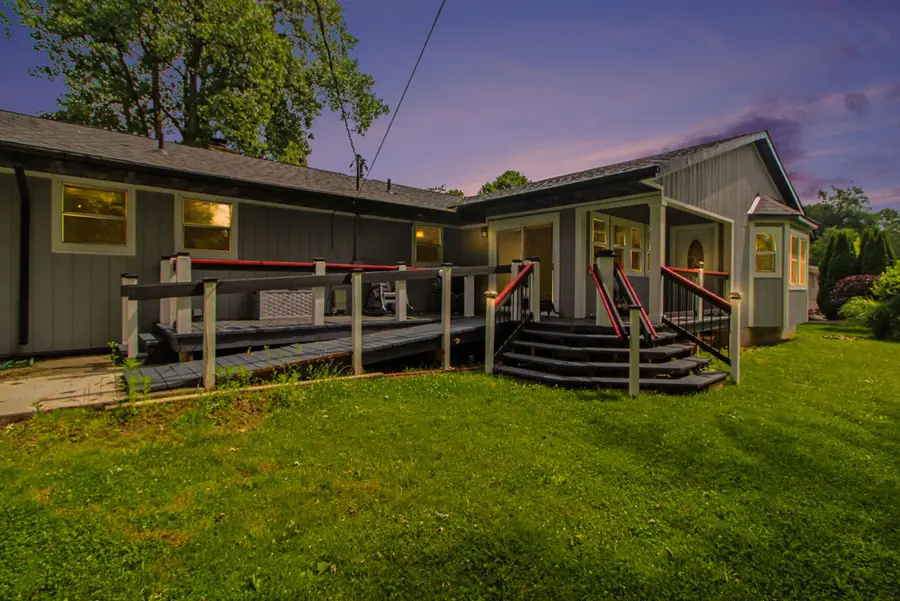 41141 Savage Road, Belleville, MI 48111 - #2