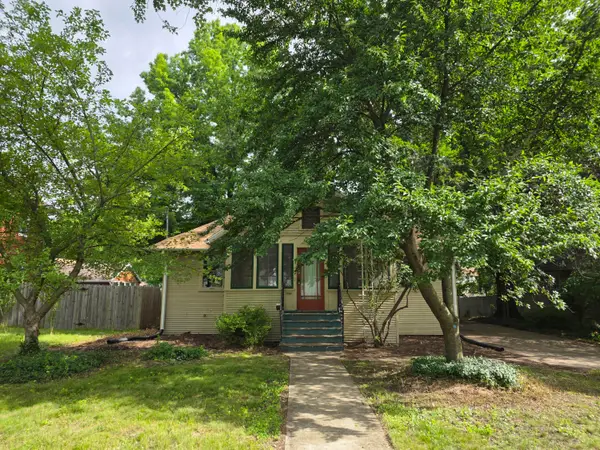410 Griswold Street, Jackson, MI 49203