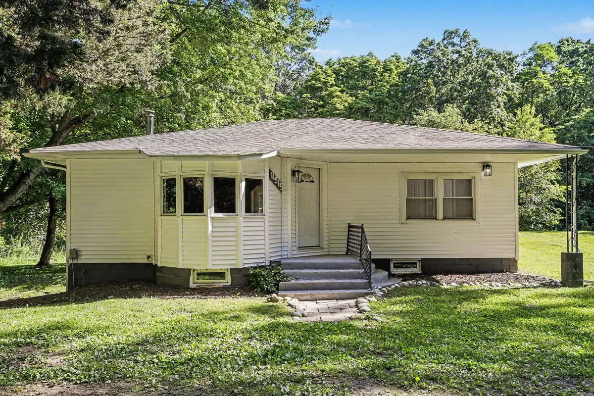 11915 E L Avenue, Galesburg, MI 49053 - #1