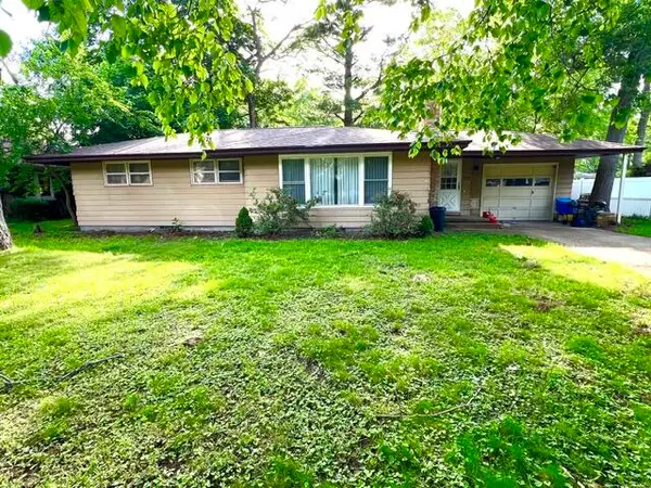 3488 W Manitou Circle, Muskegon, MI 49441