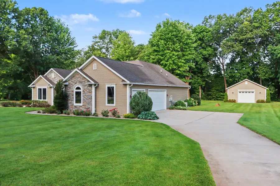 7766 5th Street, Mattawan, MI 49071 - #3