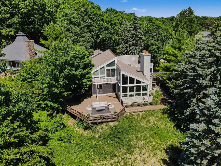 9364 Whispering Sands Drive, West Olive, MI 49460 - #2