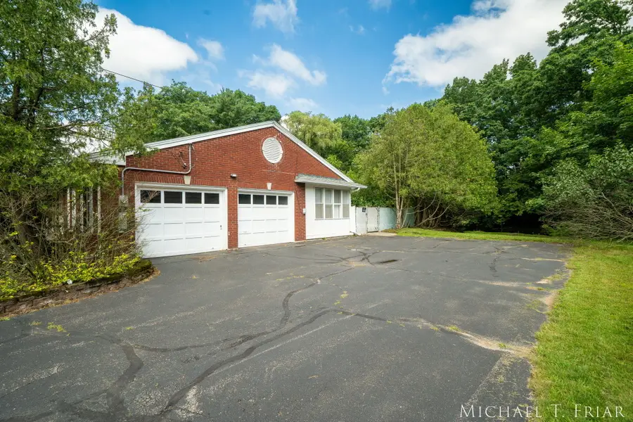 1705 Derbyshire Street Se, Grand Rapids, MI 49508 - #3