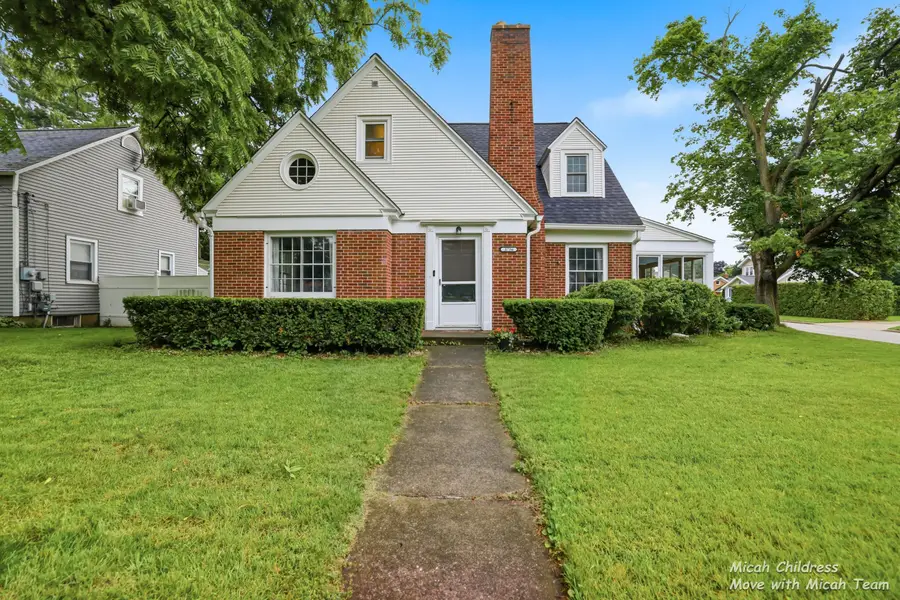3736 Prairie Street Sw, Grandville, MI 49418 - #2