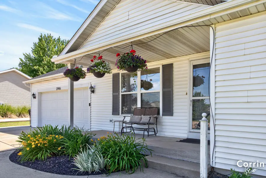 2146 E Maple Court, Zeeland, MI 49464 - #2