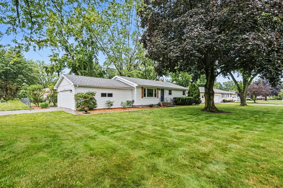 1350 N Aurilla Drive, Saint Joseph, MI 49085 - #2