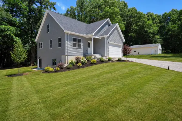 1823 N Sutton Road, Jackson, MI 49202